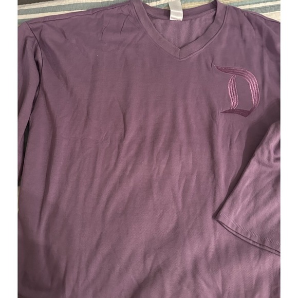 Disney Resort Purple V neck Long Sleeve flared arms woman's 2xl sweatshirt NWT - Picture 2 of 3